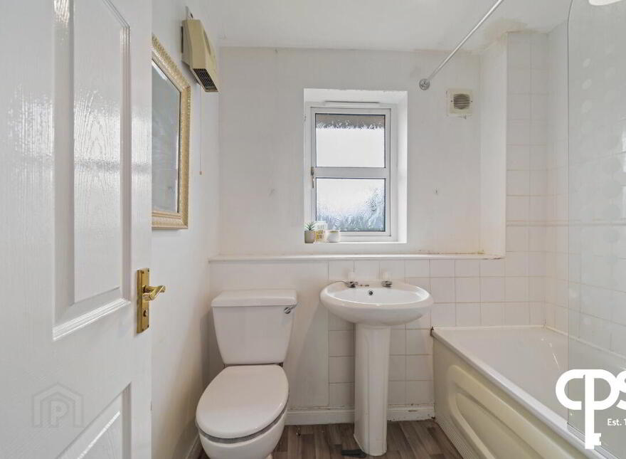 48 Ardenlee Crescent, Belfast, BT6 8QT