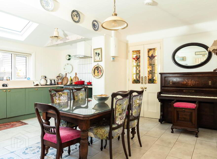 The Old Barracks, Church Road, Durrus, P75FY76