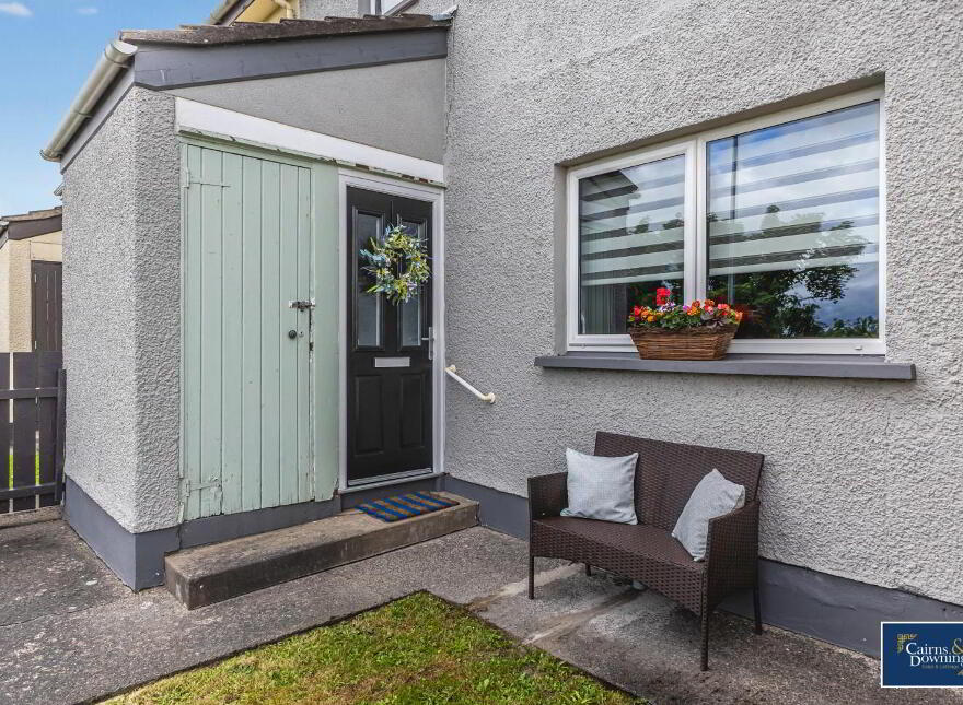 8 Meganlis Park, Dromore, BT25 1BU