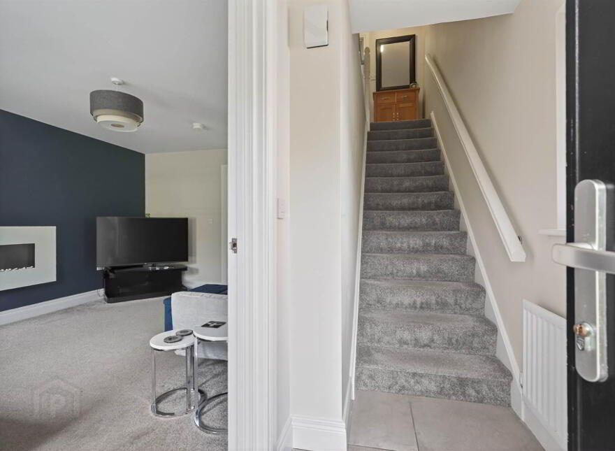 48 River Hill Road, Newtownards, BT23 7GT