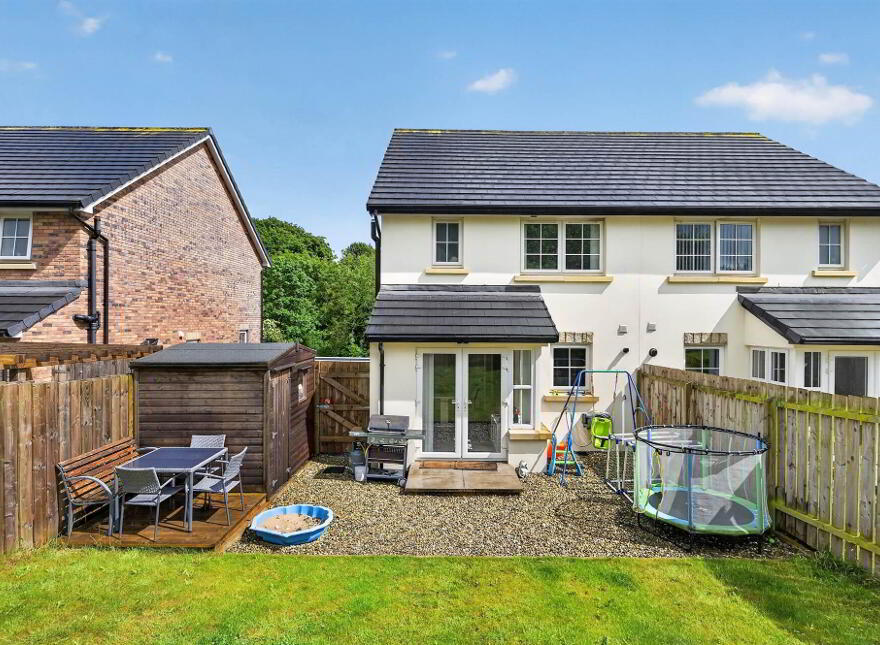 48 River Hill Road, Newtownards, BT23 7GT