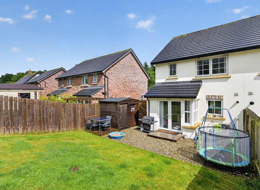 48 River Hill Road, Newtownards, BT23 7GT