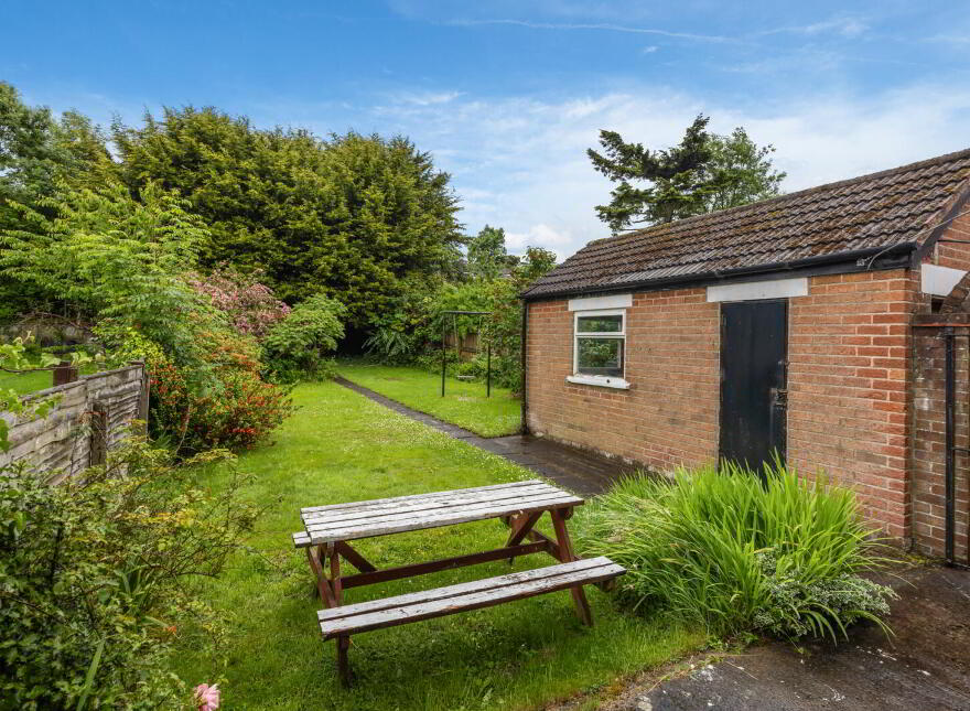 20 Gilnahirk Park, Belfast, BT5 7DX