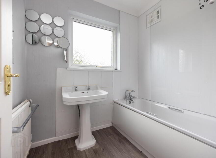 20 Gilnahirk Park, Belfast, BT5 7DX