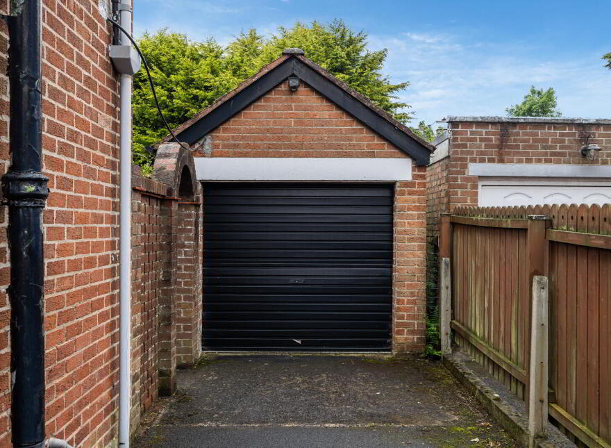 20 Gilnahirk Park, Belfast, BT5 7DX