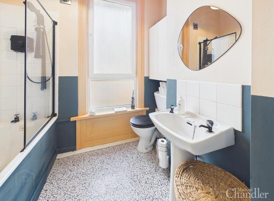 3b The Mount, Belfast, BT5 4NA