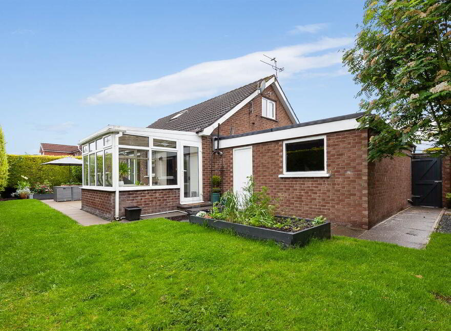 16 Lynne Avenue, Bangor, BT19 1NZ