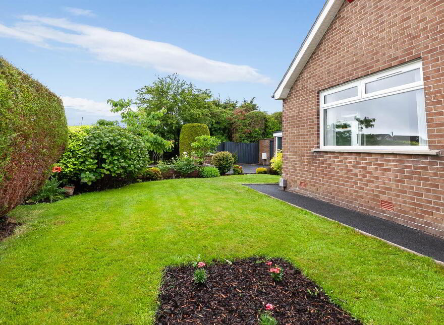 16 Lynne Avenue, Bangor, BT19 1NZ