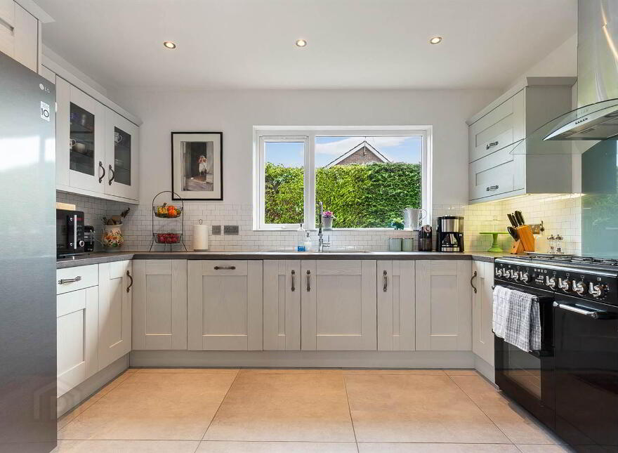 16 Lynne Avenue, Bangor, BT19 1NZ