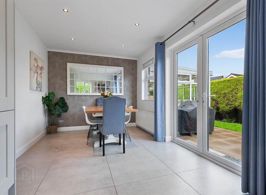 16 Lynne Avenue, Bangor, BT19 1NZ