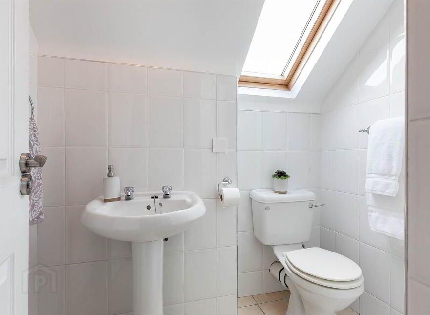 16 Lynne Avenue, Bangor, BT19 1NZ