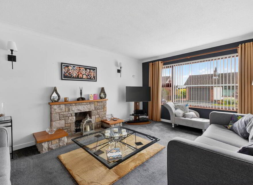 11 Oldfort Gardens, Moira, BT67 0QB