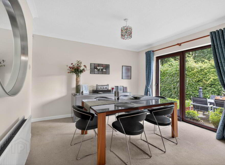 11 Oldfort Gardens, Moira, BT67 0QB