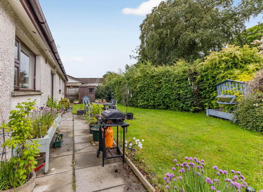 11 Oldfort Gardens, Moira, BT67 0QB