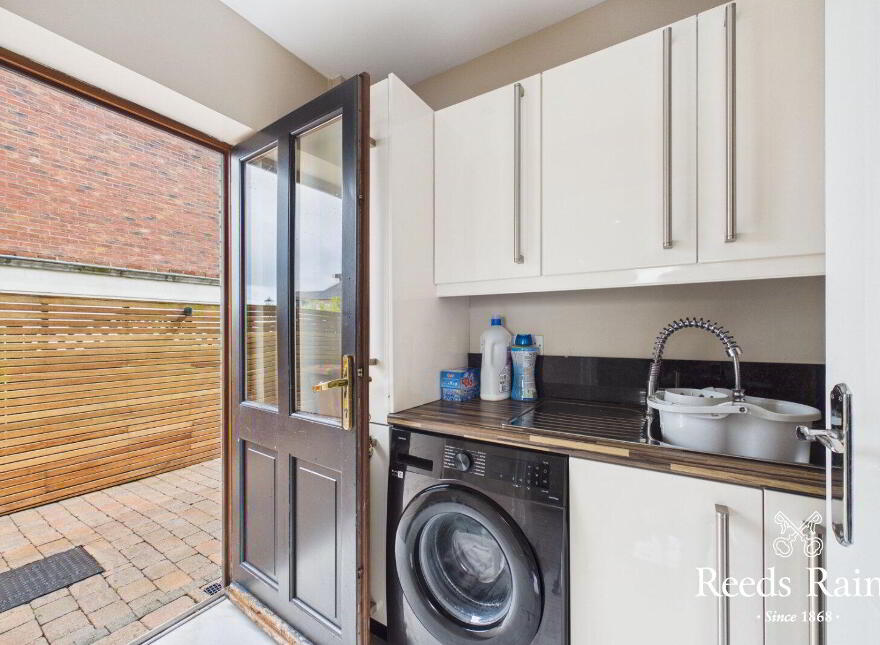 99 Blackrock Square, Newtownabbey, BT36 4NS