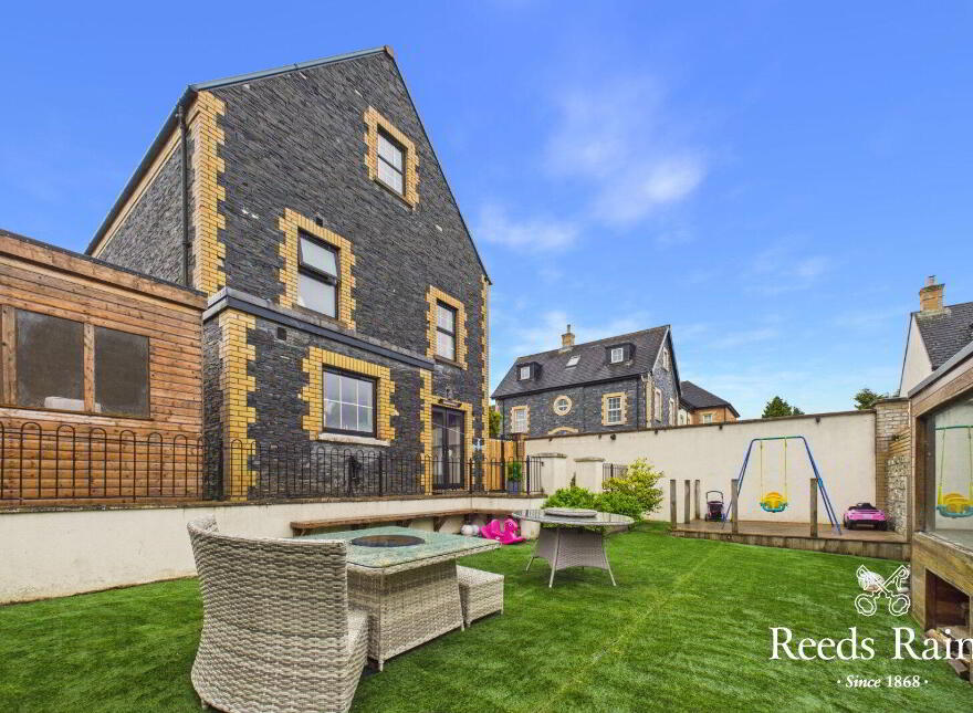 99 Blackrock Square, Newtownabbey, BT36 4NS