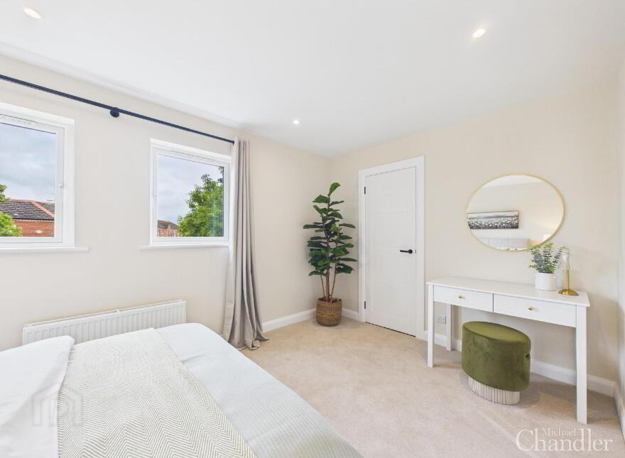 285 Albertbridge Road, Belfast, BT5 4PY