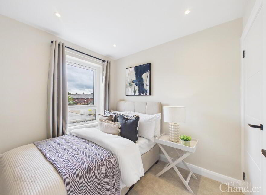 285 Albertbridge Road, Belfast, BT5 4PY
