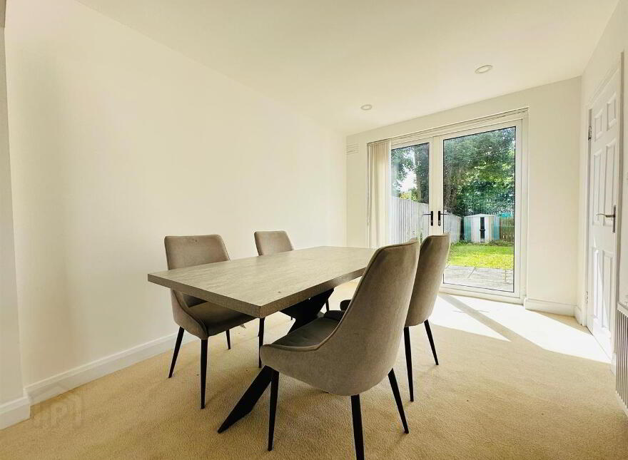 5 Abbots Gardens, Doagh Road, Newtownabbey, BT37 9QZ