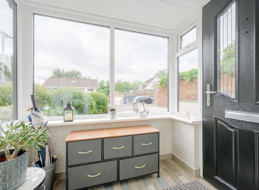 24 Glenaan Avenue, Dunmurry, Belfast, BT17 9AU