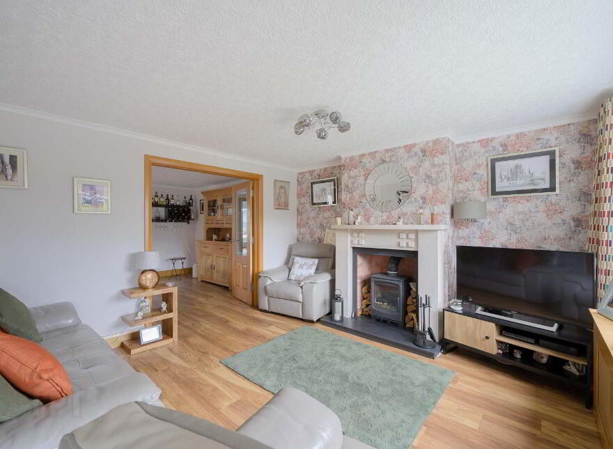24 Glenaan Avenue, Dunmurry, Belfast, BT17 9AU