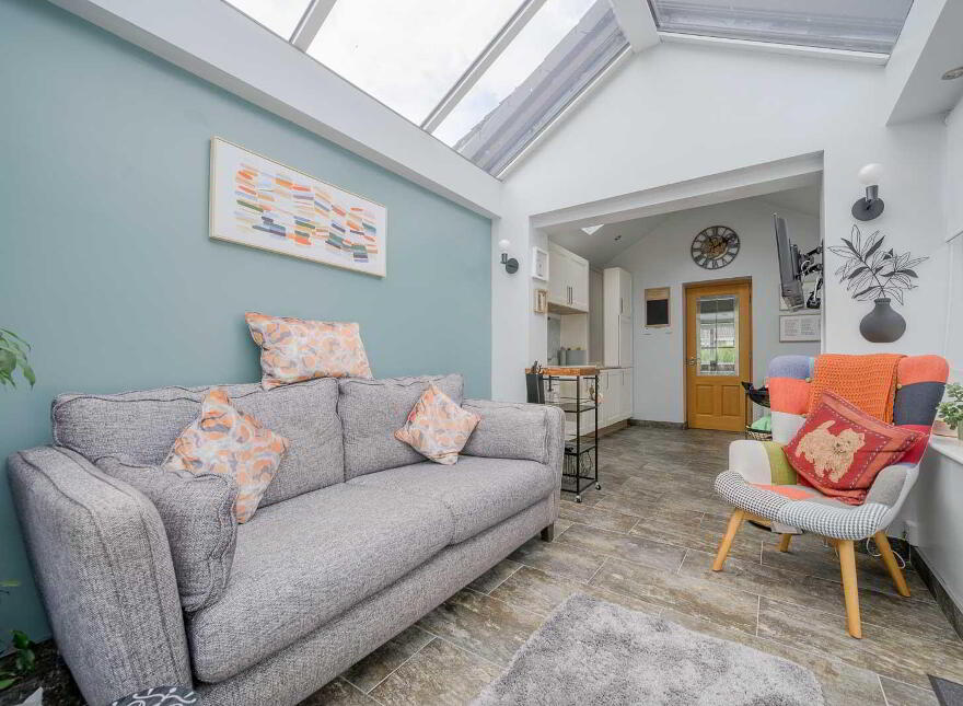 24 Glenaan Avenue, Dunmurry, Belfast, BT17 9AU