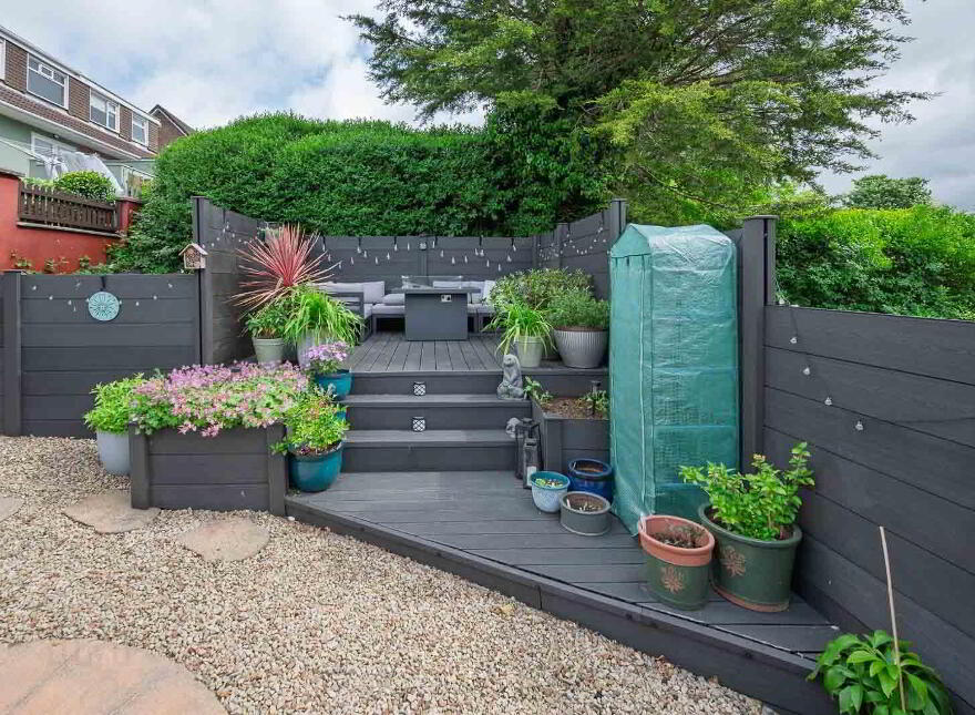 24 Glenaan Avenue, Dunmurry, Belfast, BT17 9AU