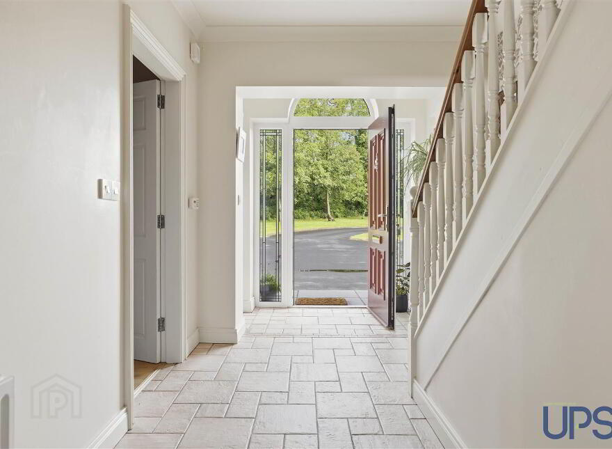 3 Lower Road, Glenavy, BT29 4NN