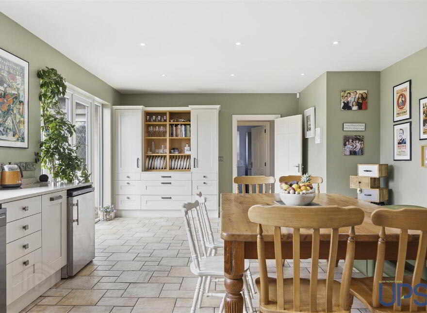 3 Lower Road, Glenavy, BT29 4NN