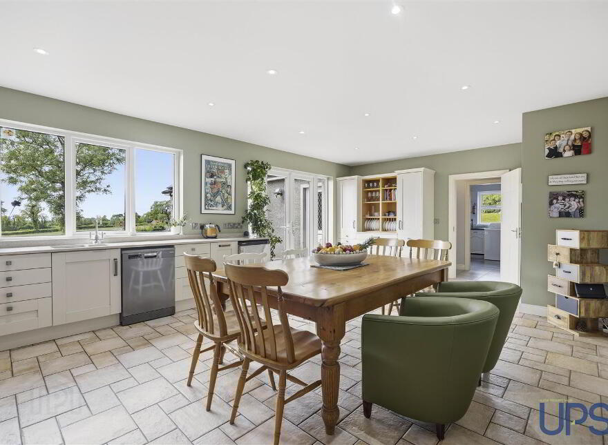 3 Lower Road, Glenavy, BT29 4NN