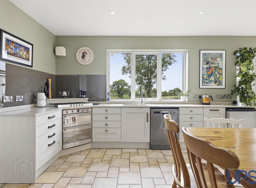 3 Lower Road, Glenavy, BT29 4NN