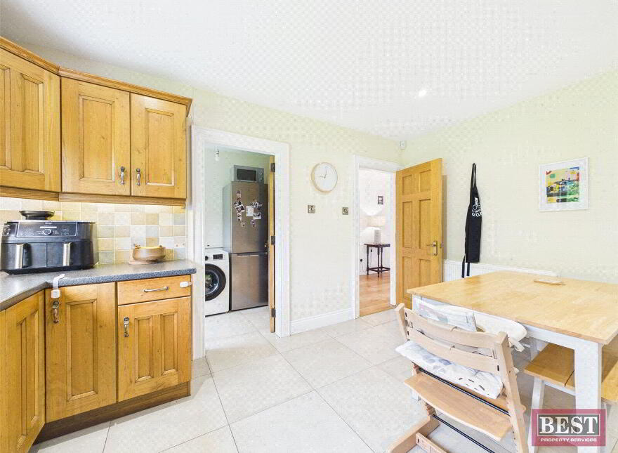 26 Avoca Lawn, Warrenpoint, BT34 3RJ