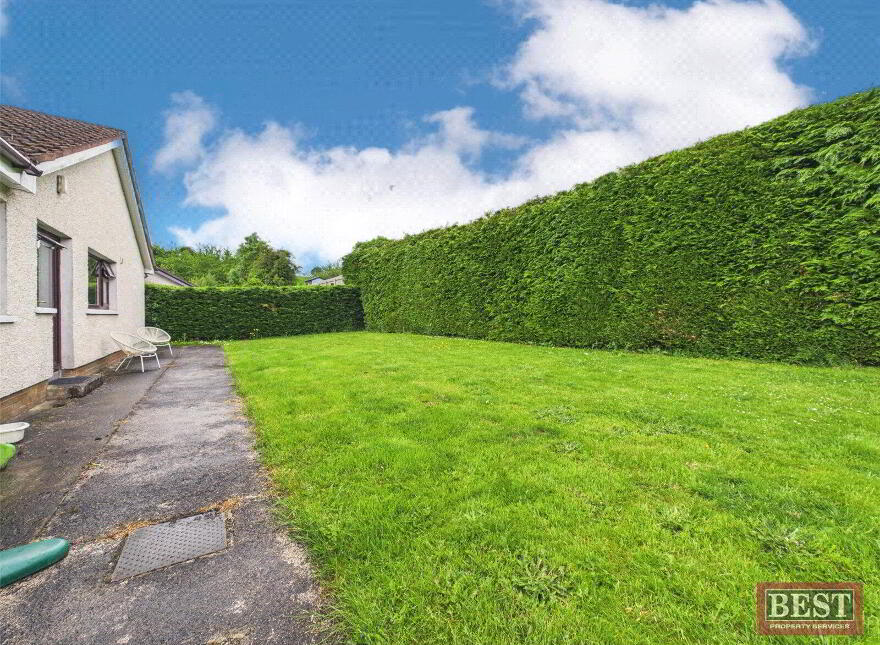 26 Avoca Lawn, Warrenpoint, BT34 3RJ