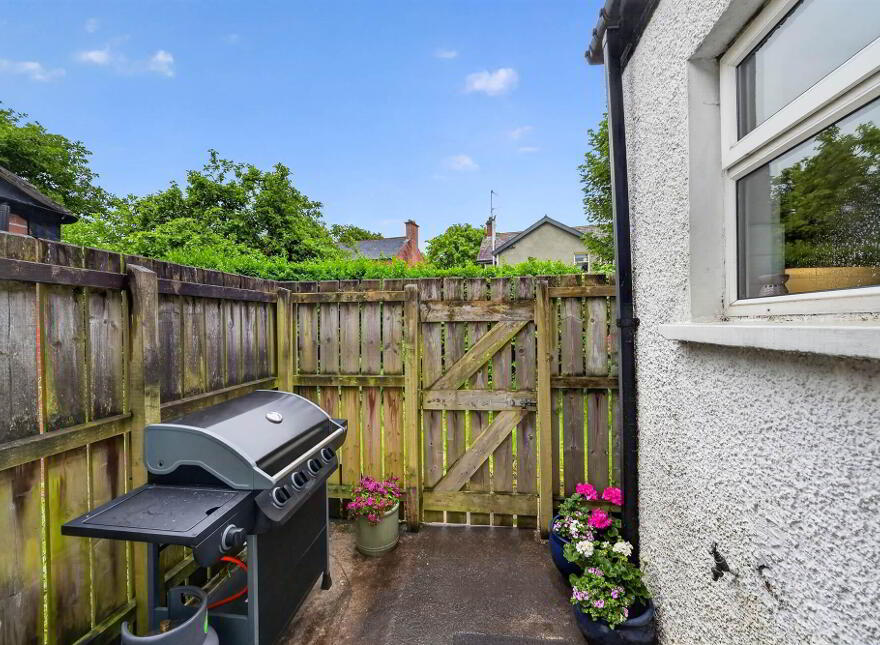 3 Ravensdene Park, Belfast, BT6 0DA