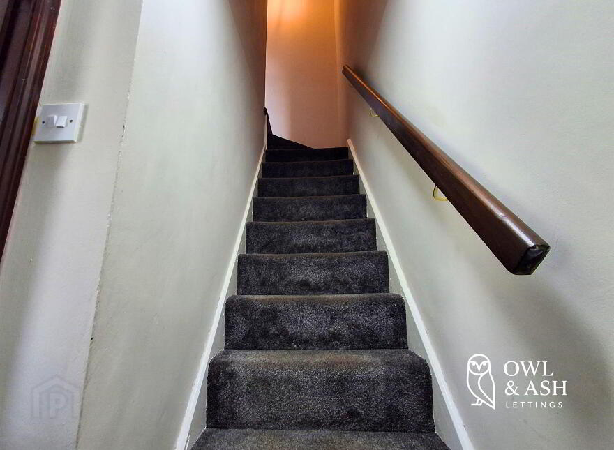 35 Parkgate Crescent, Belfast, BT4 1EU