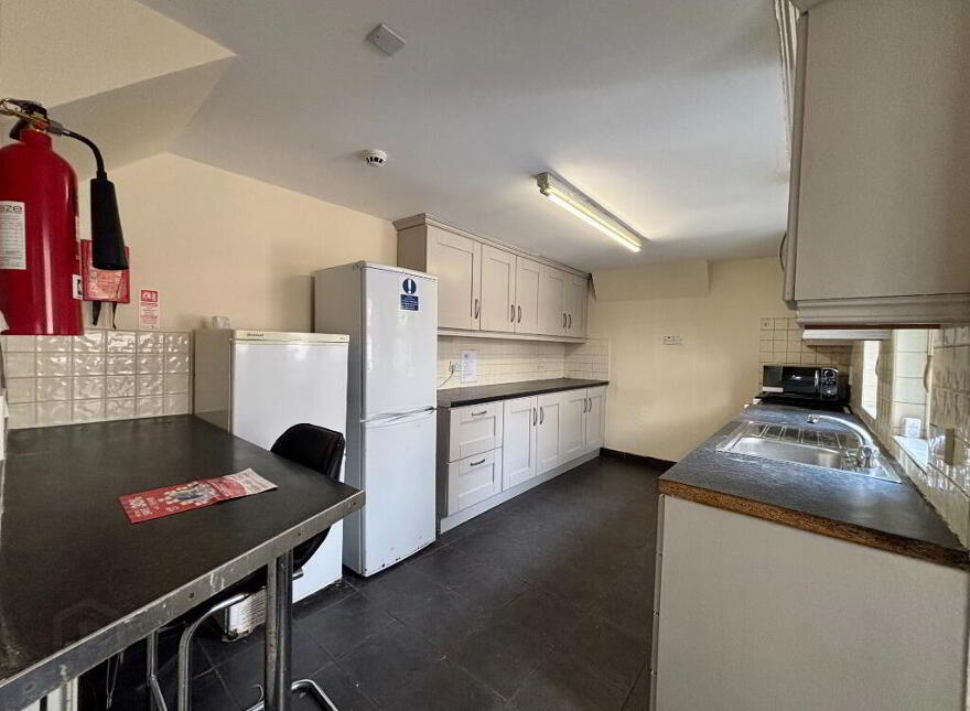 16 Eblana Street, Belfast, BT7 1LD