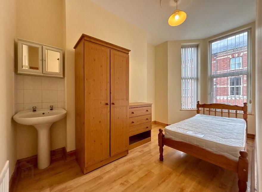 16 Eblana Street, Belfast, BT7 1LD