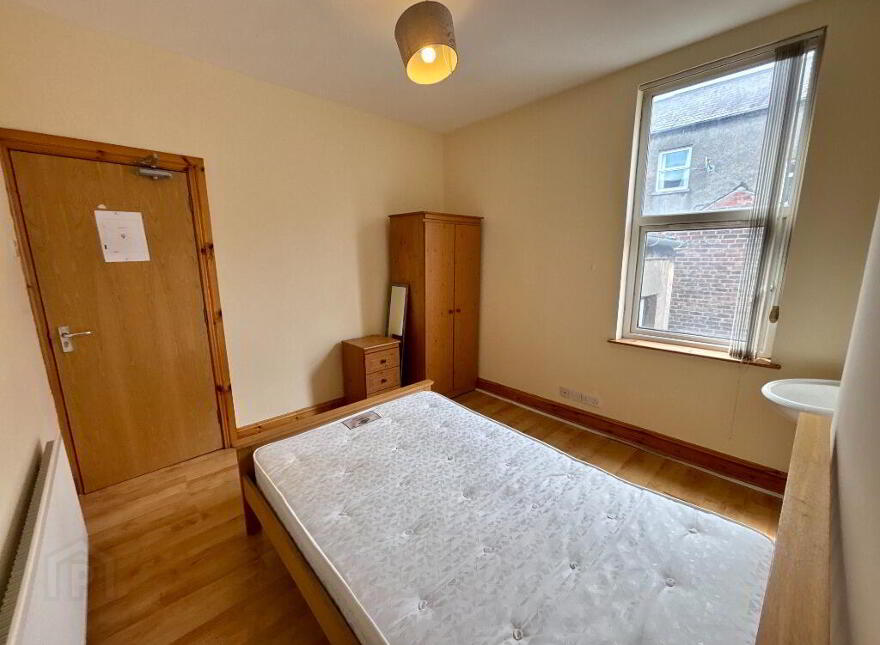 16 Eblana Street, Belfast, BT7 1LD