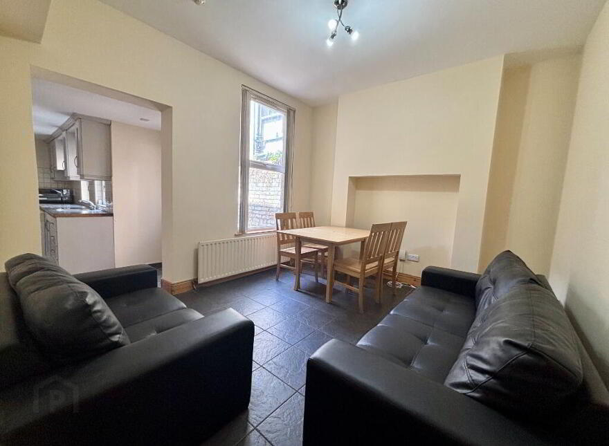 16 Eblana Street, Belfast, BT7 1LD
