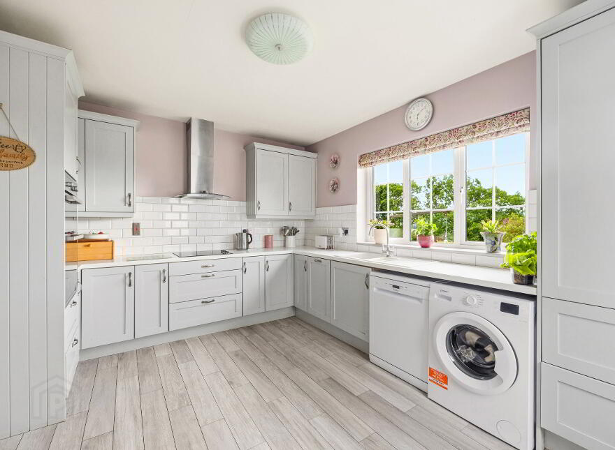 Hillview, Ballymaghroe, Knockananna, Y14YP94