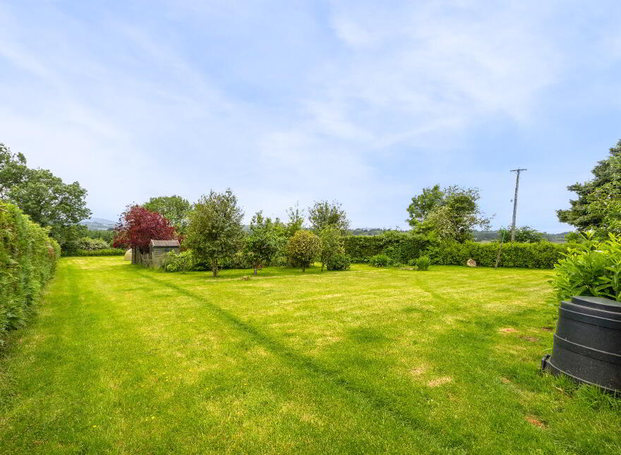 Hillview, Ballymaghroe, Knockananna, Y14YP94
