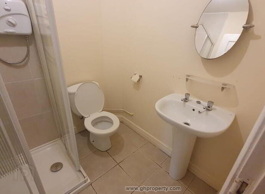 Apt, 3 The Archways, Bridge Street, Carrick On Shannon, N41XH64