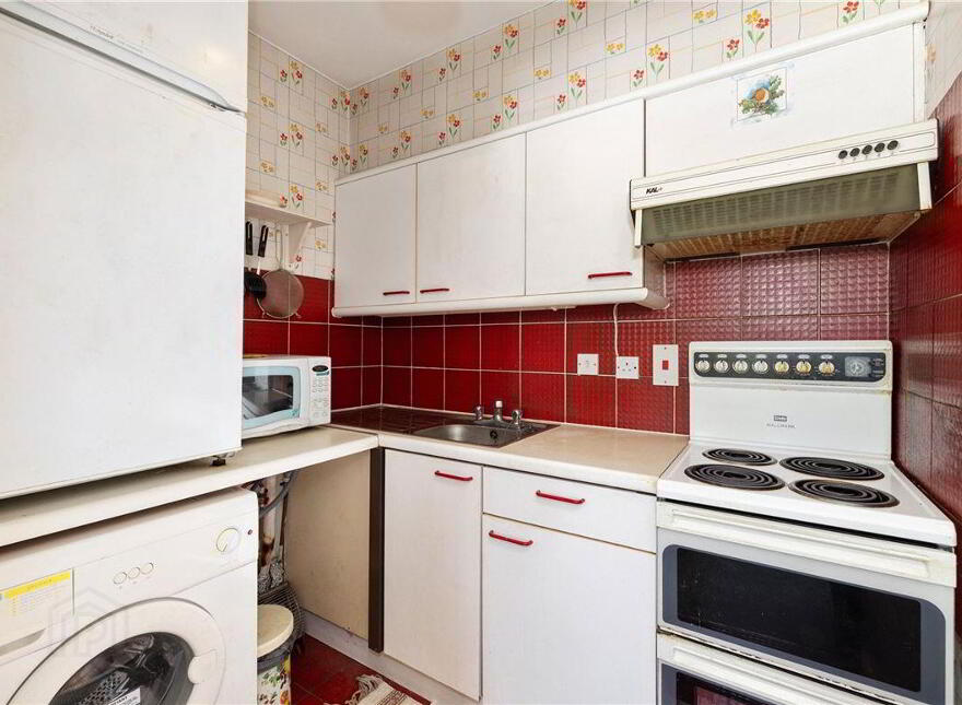 32 The Sycamores, Stradbrook Hill, Blackrock, Dublin, A94V066
