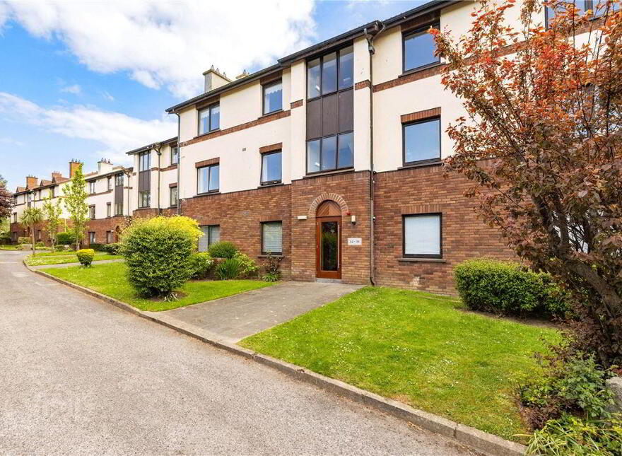 32 The Sycamores, Stradbrook Hill, Blackrock, Dublin, A94V066