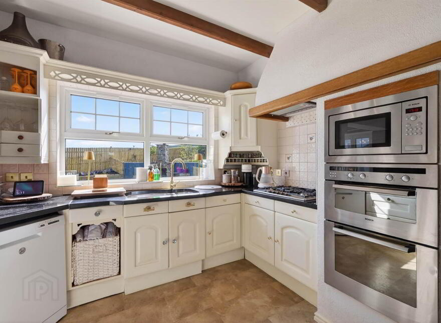 60 Tullyhubbert Road, Ballygowan, Newtownards, BT23 6LY