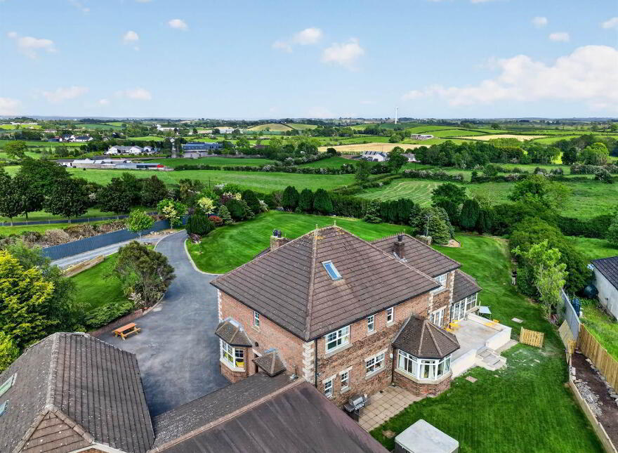 60 Tullyhubbert Road, Ballygowan, Newtownards, BT23 6LY