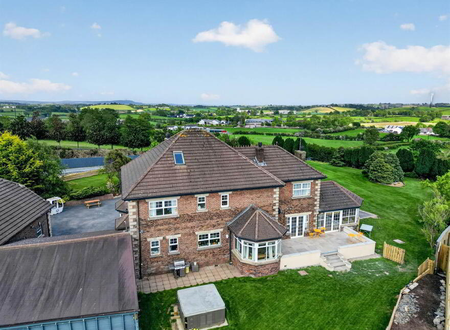 60 Tullyhubbert Road, Ballygowan, Newtownards, BT23 6LY