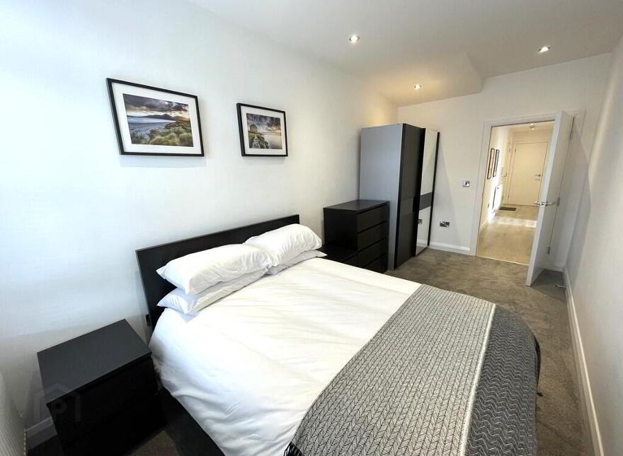 Apt 1, 2a Bloomdale Street, Bloomfield Avenue, Belfast, BT5 5BH