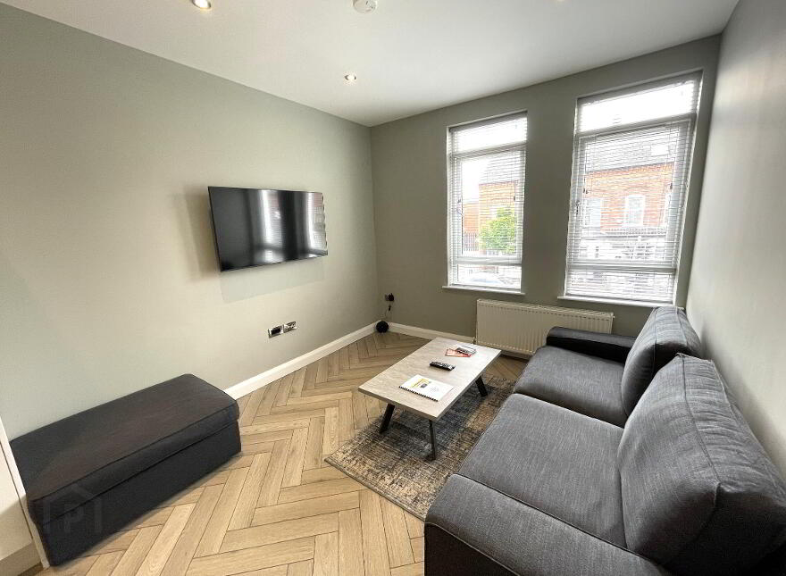 Apt 1, 2a Bloomdale Street, Bloomfield Avenue, Belfast, BT5 5BH