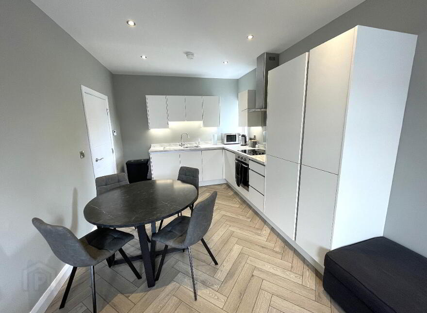 Apt 1, 2a Bloomdale Street, Bloomfield Avenue, Belfast, BT5 5BH